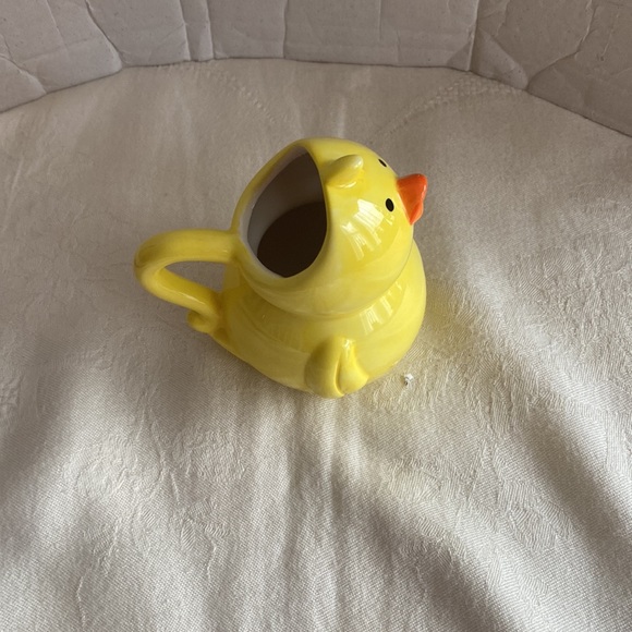 NWOT whimsical chick creamer. Great for Easter or anytime. - Picture 4 of 7